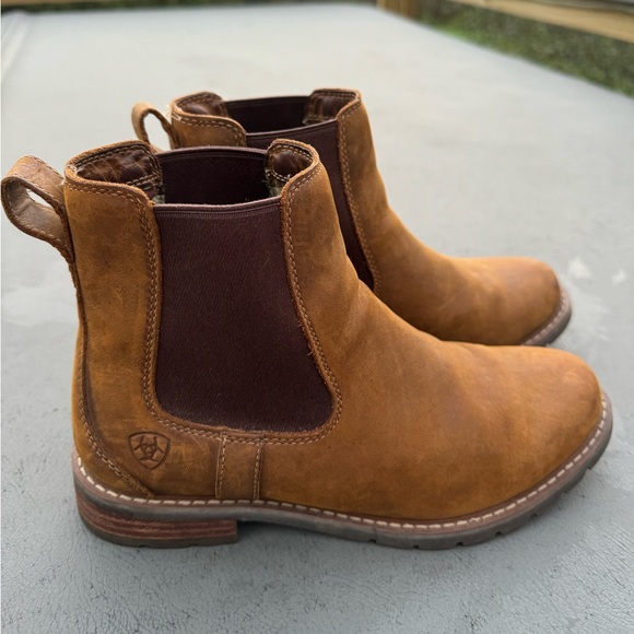 Ariat Wexford Waterproof Chelsea Boot - Weathered Brown - Picture 2 of 6
